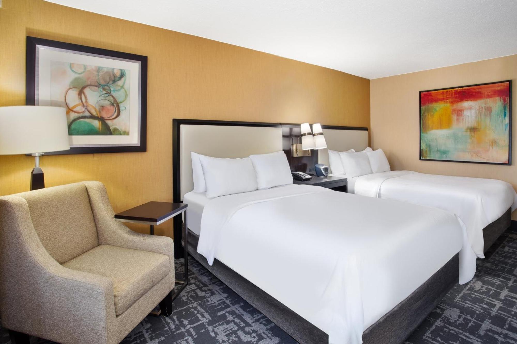 Crowne Plaza Greenville By Ihg Exterior foto