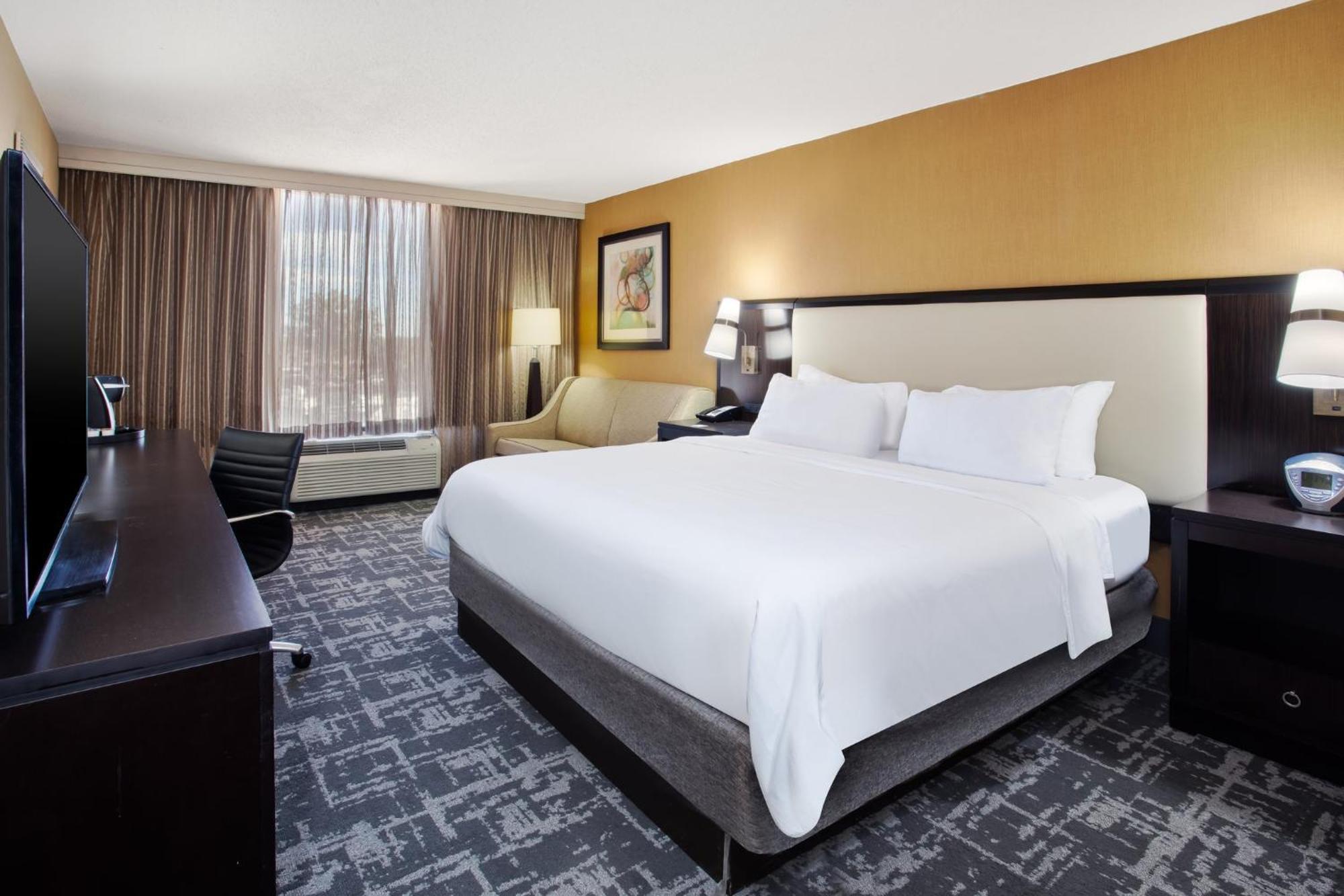 Crowne Plaza Greenville By Ihg Exterior foto